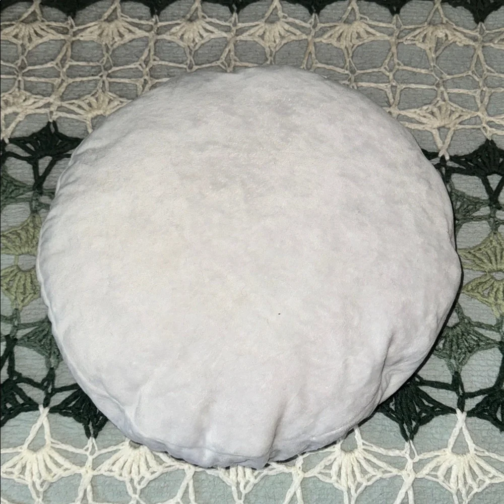 Cozy Bamboo Cat Bed - Natural and White